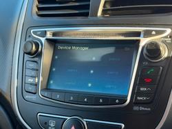2015 Hyundai Accent Active
