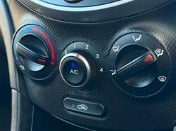 2015 Hyundai Accent Active