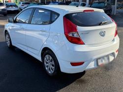 2015 Hyundai Accent Active