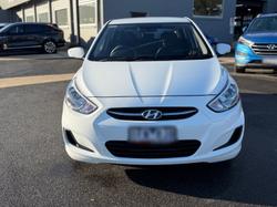 2015 Hyundai Accent Active