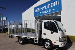 2020 HINO DUTRO 300