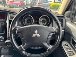 2019 Mitsubishi Pajero GLS