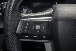 2025 Mitsubishi Outlander ES