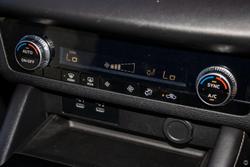 2025 Mitsubishi Outlander ES