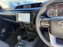 2022 TOYOTA HILUX WORKMATE (4x4) GUN125R WHITE