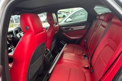 2023 Jaguar F-PACE P250 R-Dynamic SE