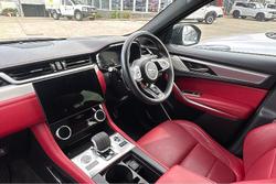 2023 Jaguar F-PACE P250 R-Dynamic SE