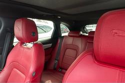 2023 Jaguar F-PACE P250 R-Dynamic SE