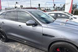 2023 Jaguar F-PACE P250 R-Dynamic SE