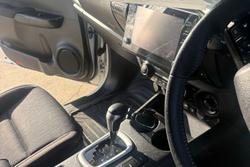 2021 Toyota Hilux SR5 GUN126R Glacier White