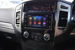 2017 Mitsubishi Pajero GLS