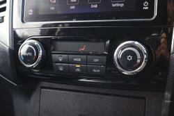 2017 Mitsubishi Pajero GLS