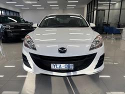 2011 Mazda 3 Neo