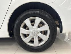 2011 Mazda 3 Neo