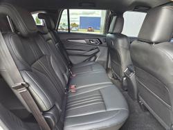 2025 Isuzu MU-X LS-T