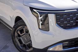 2025 Kia Carnival GT-Line HEV