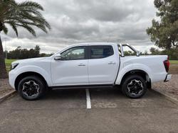 2025 Nissan Navara ST-X