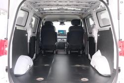 2025 LDV G10