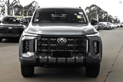 2025 LDV D90 Executive