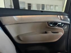 2025 Volvo XC90 Ultra B5 Dark