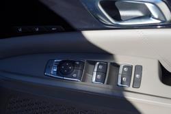 2025 Kia Carnival GT-Line HEV