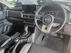 2025 NISSAN D27 ST-X