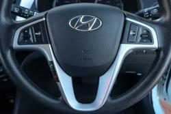 2012 Hyundai Accent Active