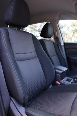 2019 Nissan X-TRAIL ST