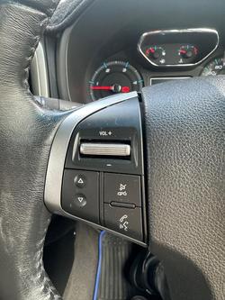 2016 Holden Colorado LTZ RG MY17 4X4 Dual Range Absolute Red