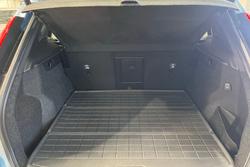 2023 Volvo XC40 Ultimate B5 Dark