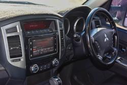 2015 Mitsubishi Pajero GLS