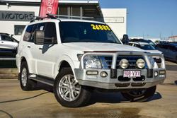 2015 Mitsubishi Pajero GLS