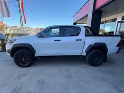2024 Toyota Hilux Rogue 48V