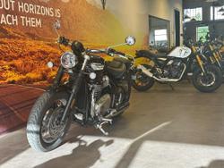 2025 Triumph Bonneville Speedmaster Speedmaster Black