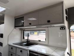 2025 JB Caravans Dirt Road Extreme 22' Family Triple Bunk
