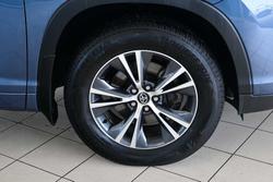 2016 Toyota Kluger GX