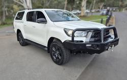 2023 Toyota Hilux SR