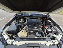 2023 Toyota Hilux SR
