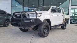 2022 Toyota Hilux SR