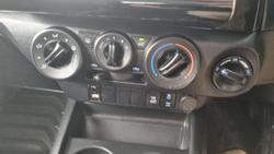 2022 Toyota Hilux SR