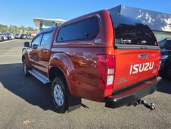 2017 Isuzu D-MAX LS-M