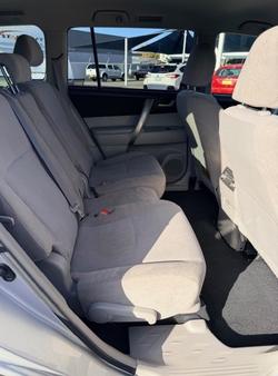 2012 Toyota Kluger KX-R