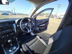 2024 Nissan Navara SL