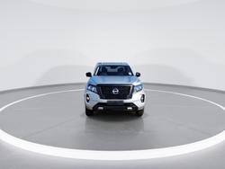 2024 Nissan Navara SL
