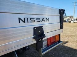 2024 Nissan Navara SL