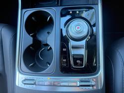 2024 Kia Carnival GT-Line HEV