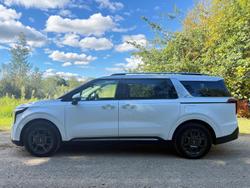 2024 Kia Carnival GT-Line HEV
