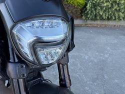 2016 DUCATI DIAVEL CARBON Black