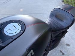 2016 DUCATI DIAVEL CARBON Black