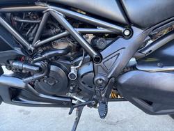 2016 DUCATI DIAVEL CARBON Black